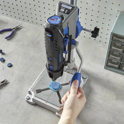 Dremel 220 Bohr-und Werkzeugständer für Multifunktionswerkzeug Stationäre Arbeite Vertikal oder im Winkel Bohren, Einstellbar in